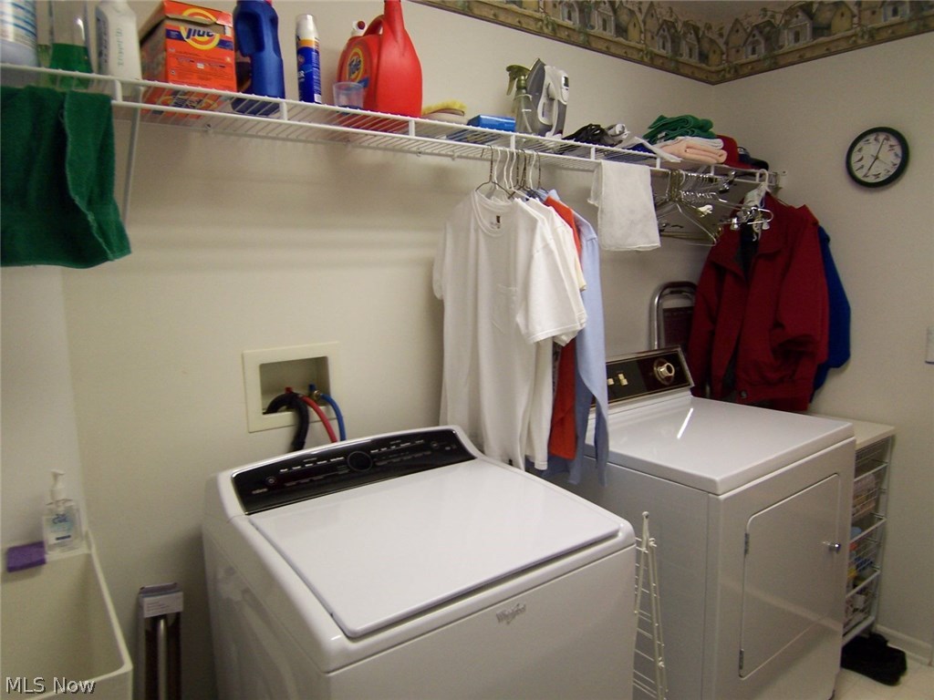 Woodbury Condo - Residential