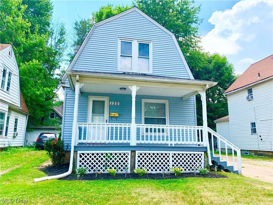 Lovely 3 bedroom single family property. It is conveniently located in the Elyria area. This home has been updated and includes appliances. Turn-key ready!  Seller to pay up to 3% in closing costs!!