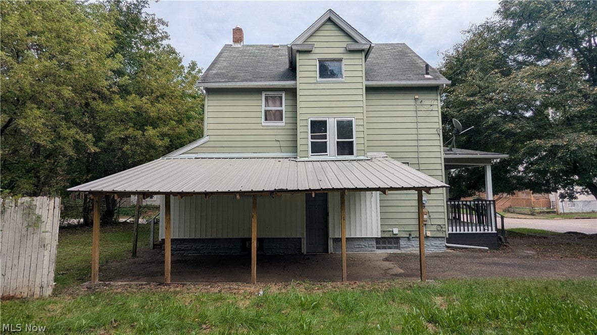 385 Campbell Street