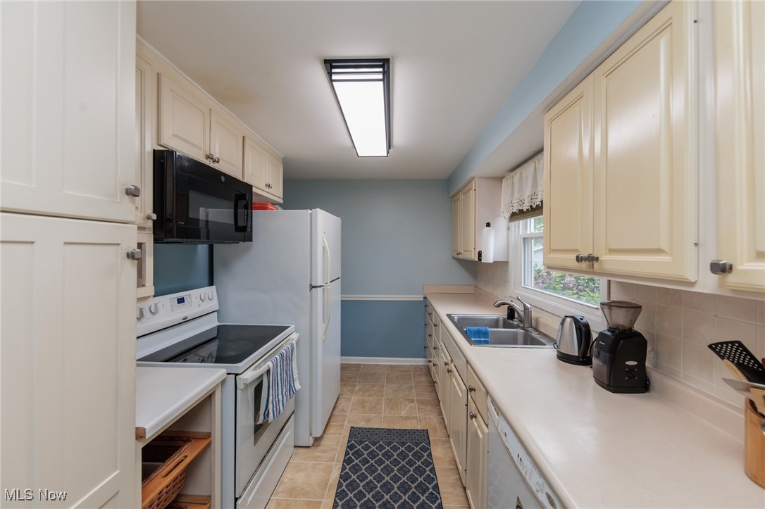 2344 Issaquah Street, Cuyahoga Falls, Ohio image 10