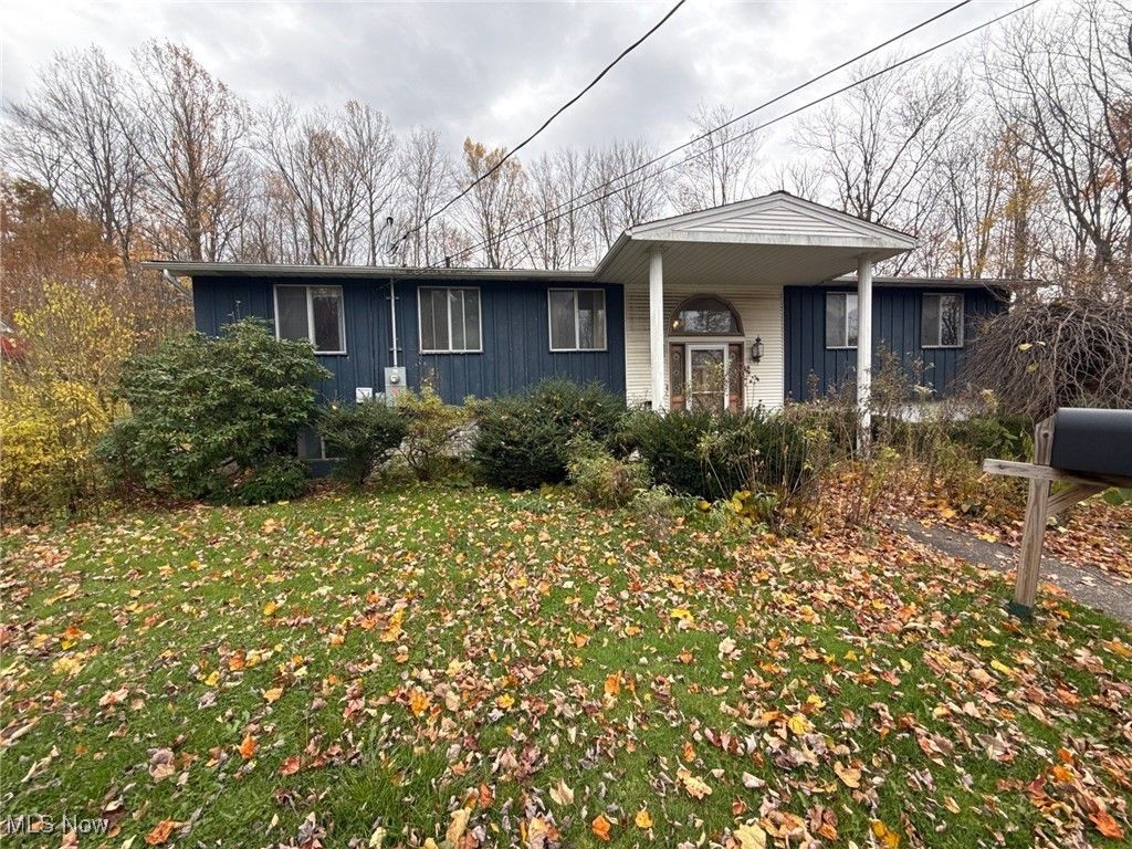 Photo of 7090 Euclid Chardon Road, Kirtland, OH 44094 (MLS # 5175658)