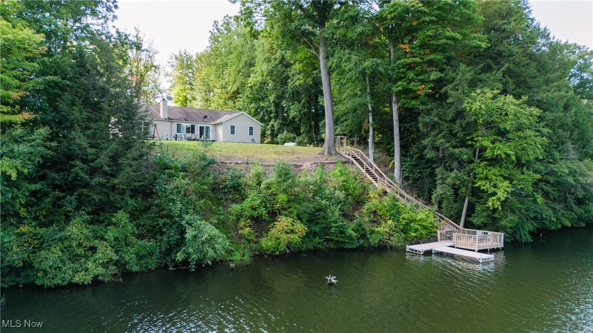 17650 Leggett Rd Road, Montville, Ohio image 4
