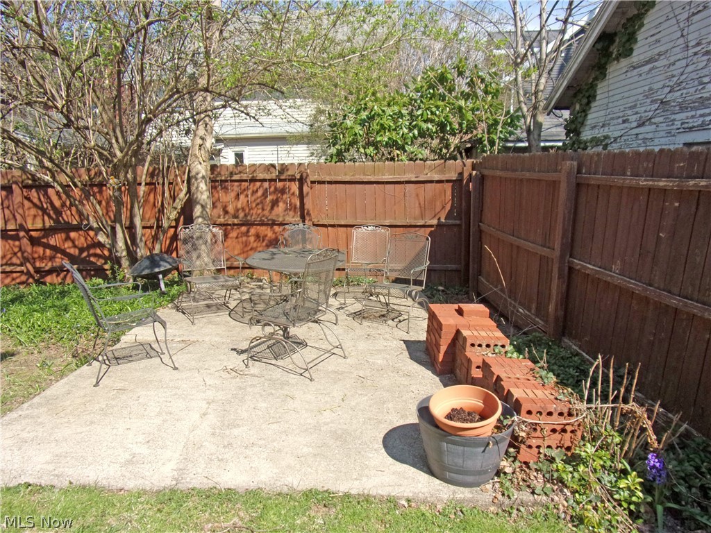 Wilfred H Colline Hereford Dri - Residential Income