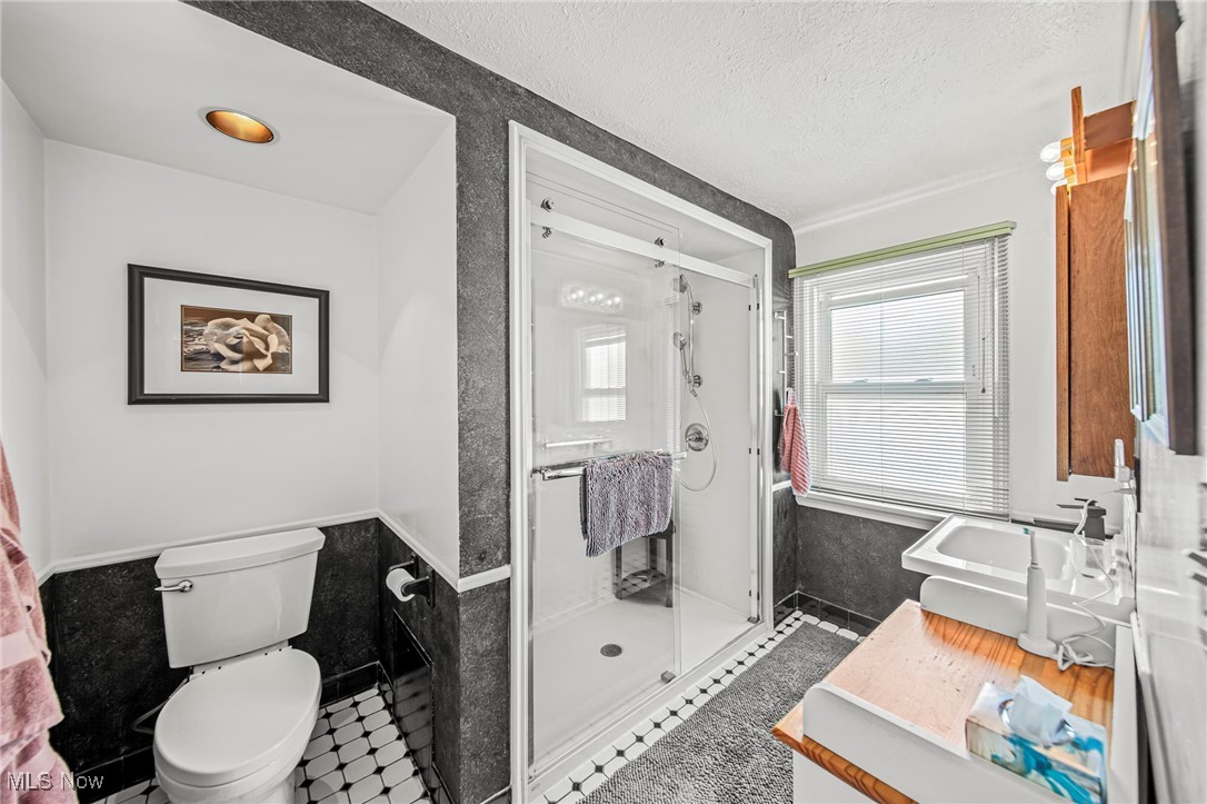 144 E 197th Street, Euclid, Ohio image 32