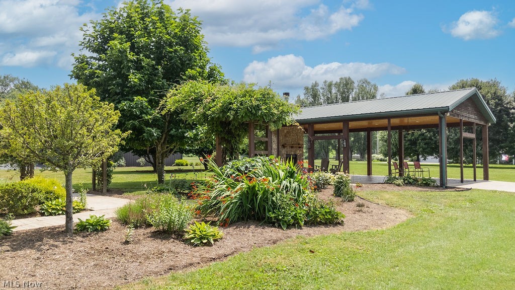 390 Powell Riverfront Road