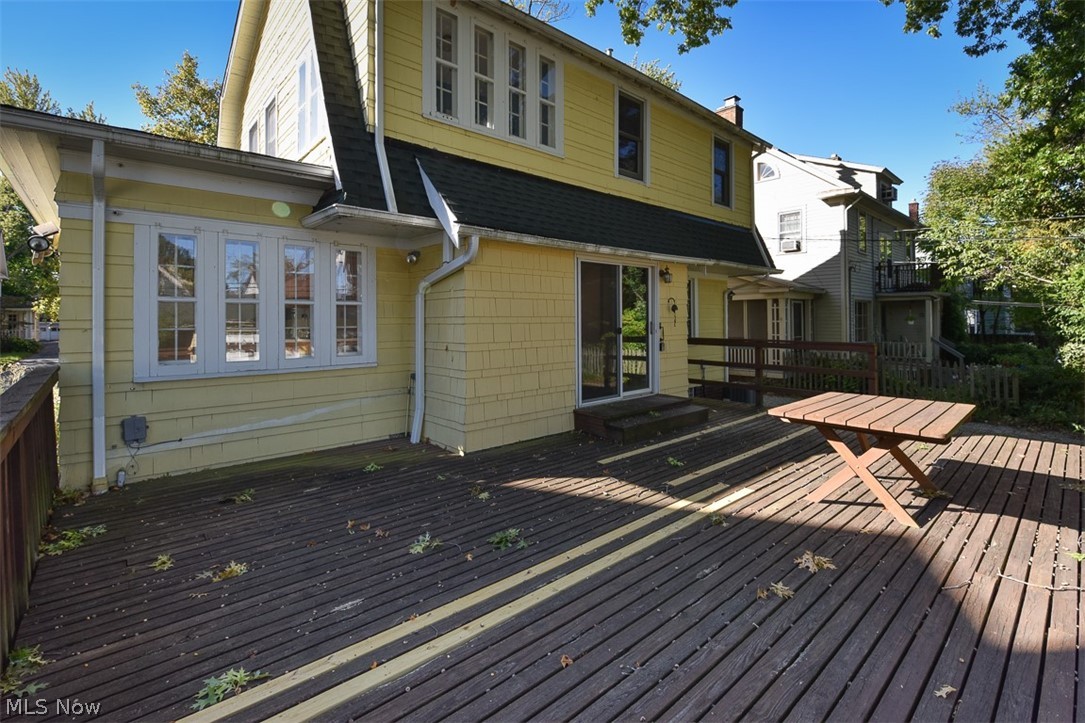 Henry Caines Lee Road - Residential