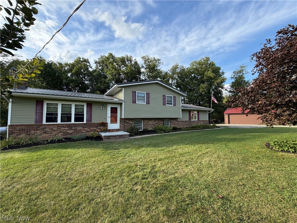858 Township Road 875