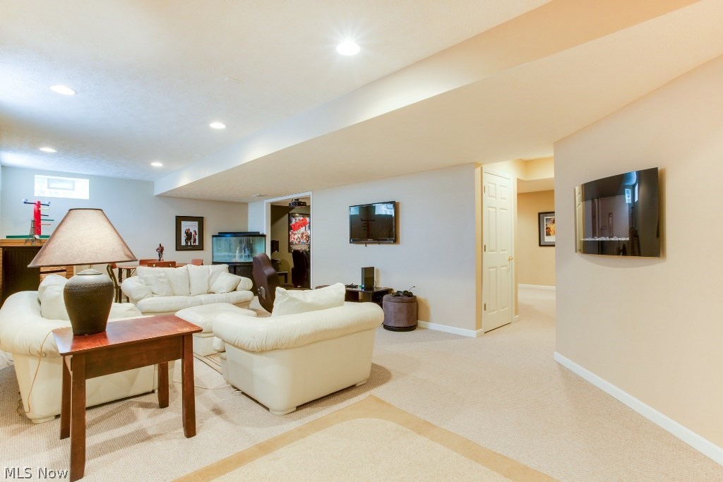 Signature of Solon - Residential