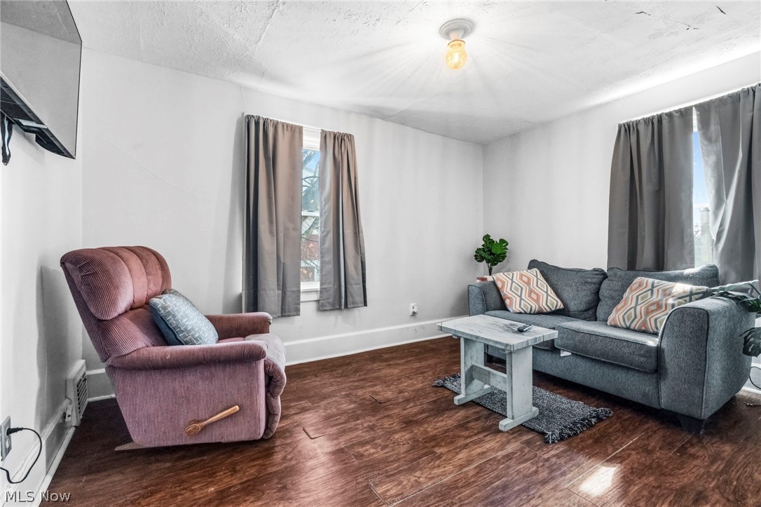 Canton - Residential Income