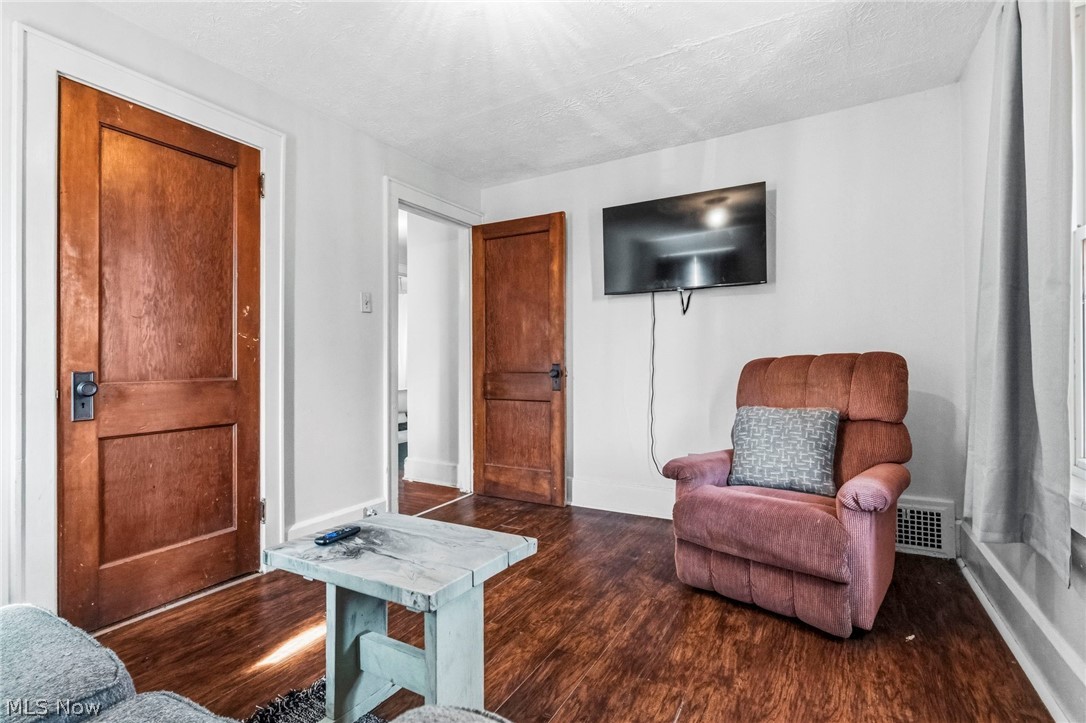 Canton - Residential Income