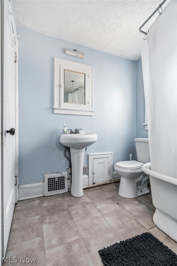 Canton - Residential Income