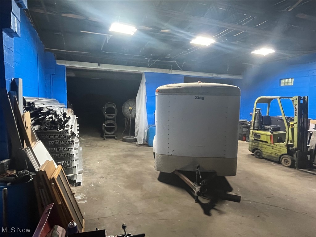 City/Warren - Commercial Sale