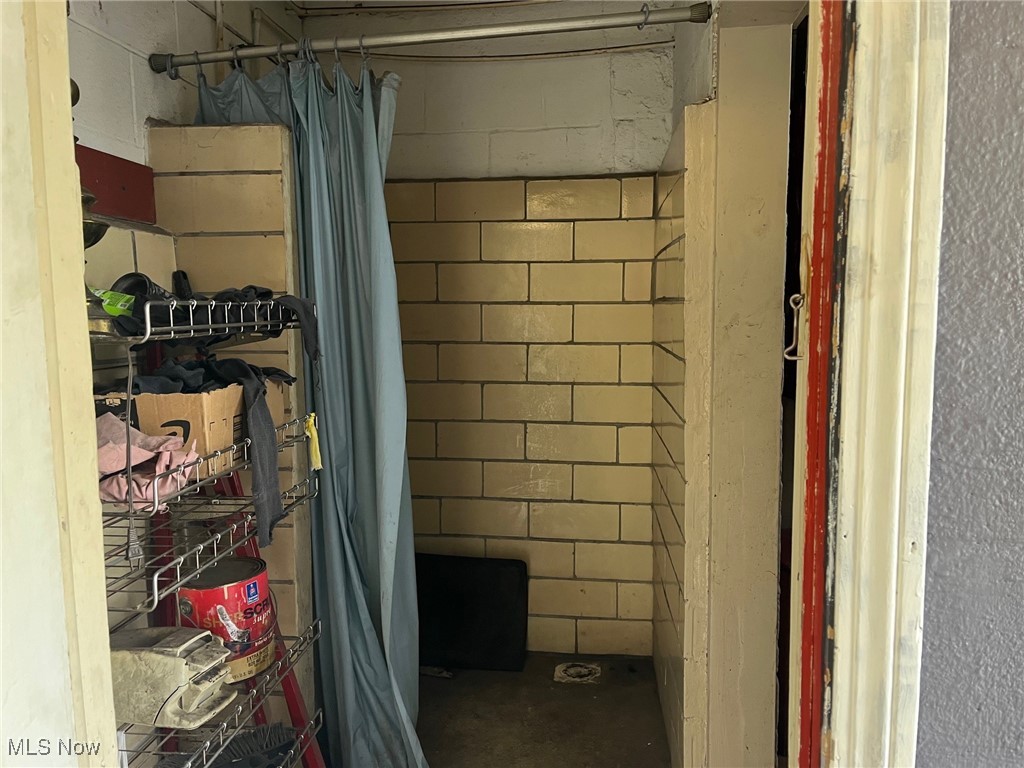 City/Warren - Commercial Sale