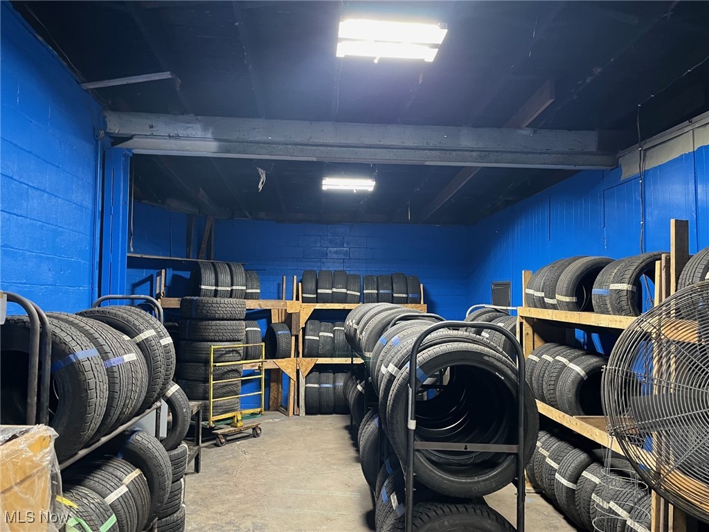 City/Warren - Commercial Sale