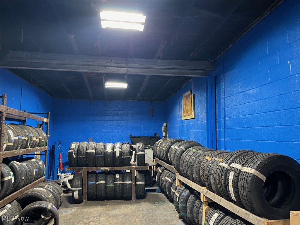 City/Warren - Commercial Sale