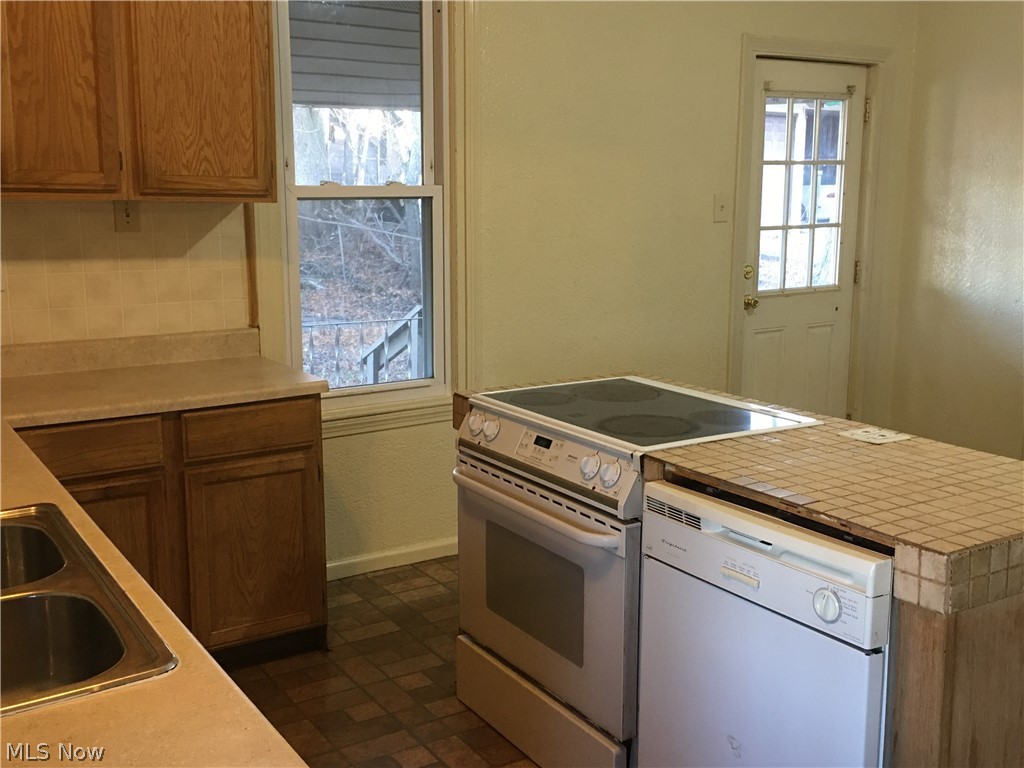 Thornton Heights - Residential Lease