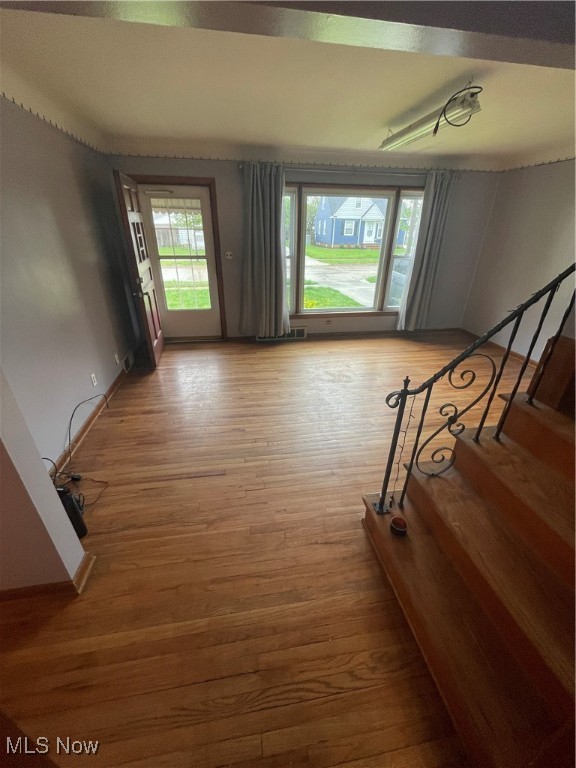 4728 Summer Lane, Brooklyn, Ohio image 2
