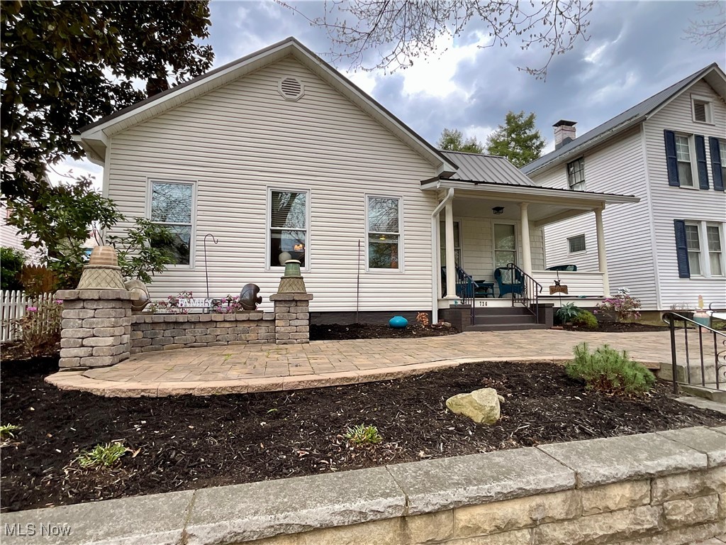 726 4th Street, Marietta, Ohio image 2