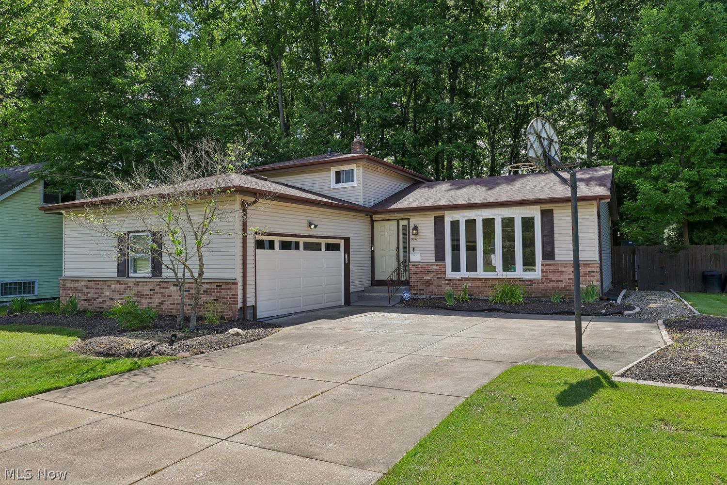 Photo 1 of 48 — 9071 Gettysburg Drive, Twinsburg, OH 44087