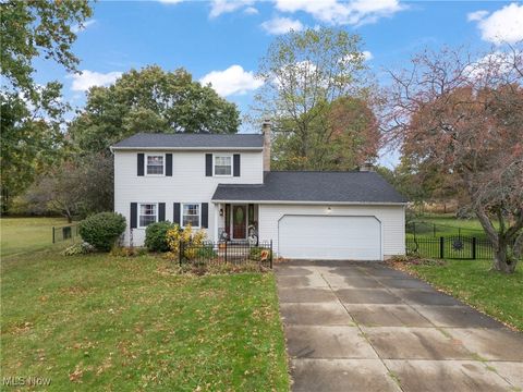 Homes For Sale - 8459 Whitmer Avenue<br/> Stark County, Canton, OH 44721