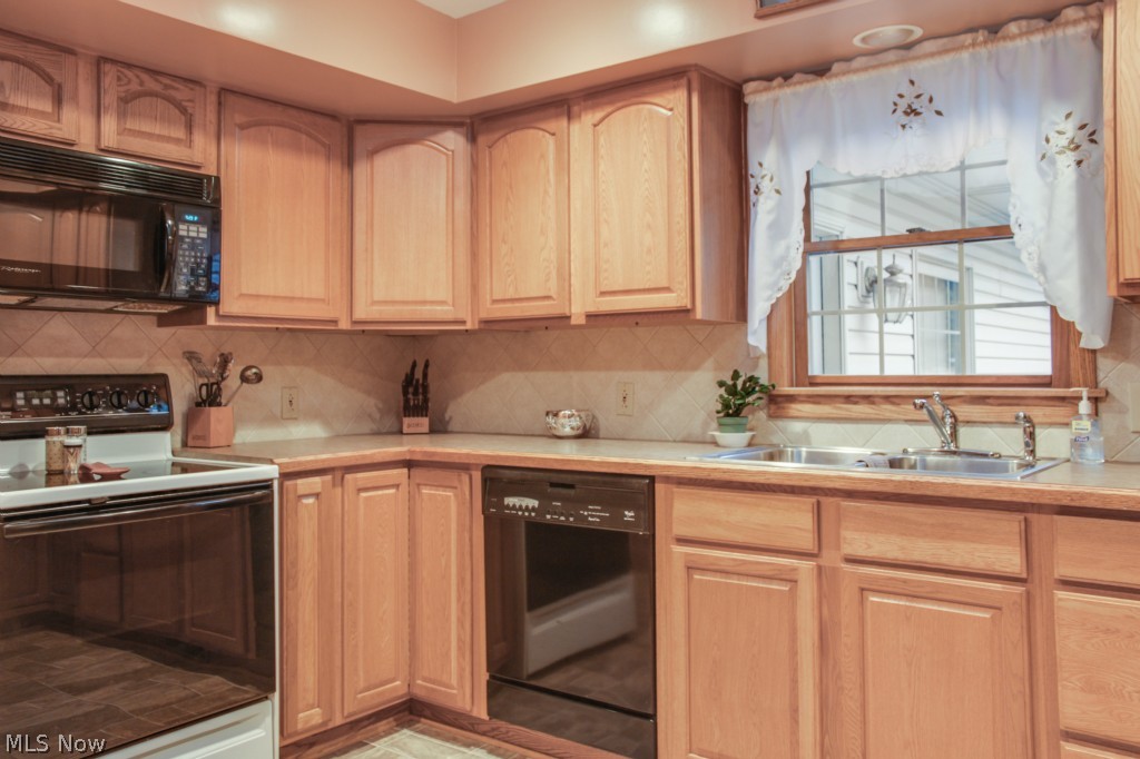 Sunlite Hill Dev - Residential