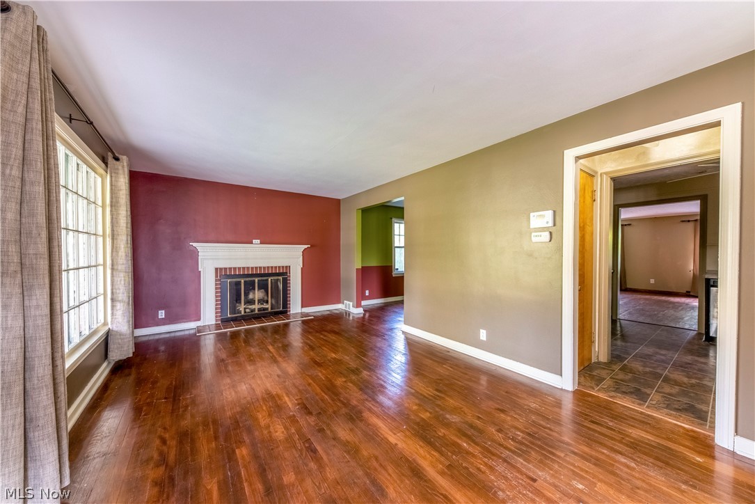 L E Alburn 1 - Residential