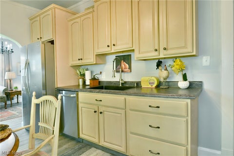 Tiny photo for 214 W Dennick Avenue, Youngstown, OH 44504 (MLS # 5256938)