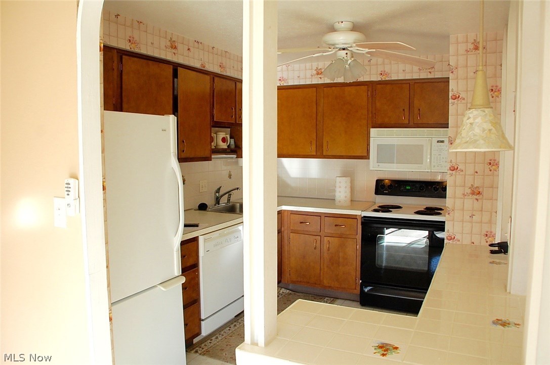 Continental West - Residential Lease