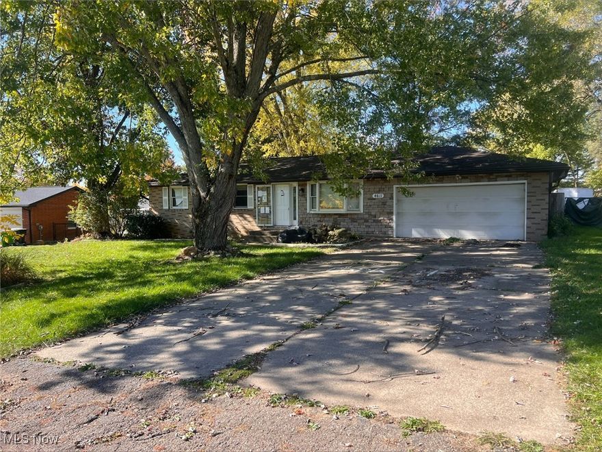 This is an ONLINE ONLY foreclosure sale. There are NO SHOWINGS. Deposit due by wire transfer within 48 upon conclusion . Cash deal; funding must take place within 30 days of confirmation of sale. 5% Buyer’s Premium shall apply. Subject to postponement and cancellation. Full terms and conditions at online registration.