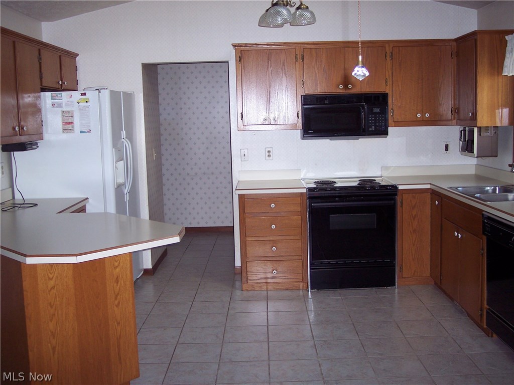 Linden Creek Condo - Residential