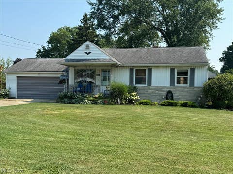 Photo for 1579 Country Club Avenue