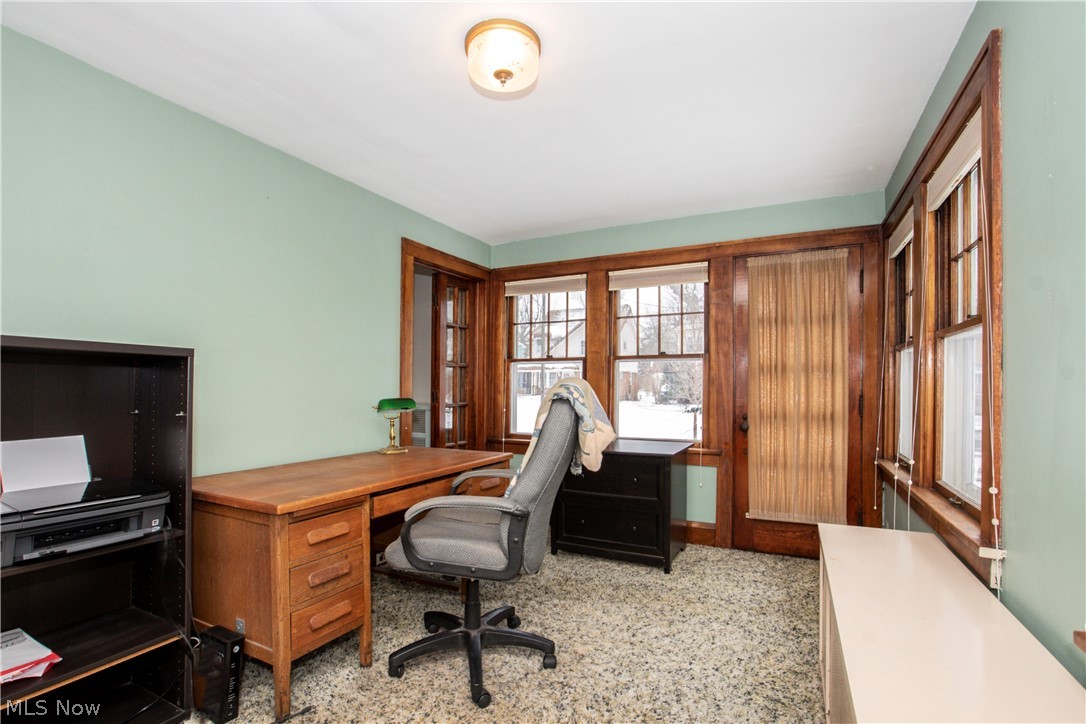 Shaker - Residential