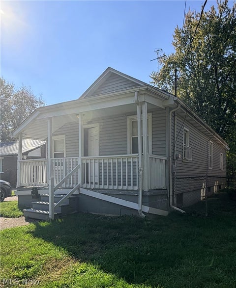 Tiny photo for 1624 New Jersey Avenue, Lorain, OH 44052 (MLS # 5257524)