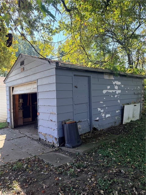 Tiny photo for 1624 New Jersey Avenue, Lorain, OH 44052 (MLS # 5257524)