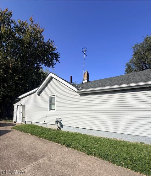 Tiny photo for 1624 New Jersey Avenue, Lorain, OH 44052 (MLS # 5257524)