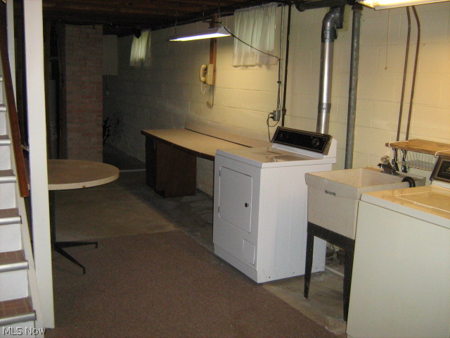 Wyoga Lake Park - Residential