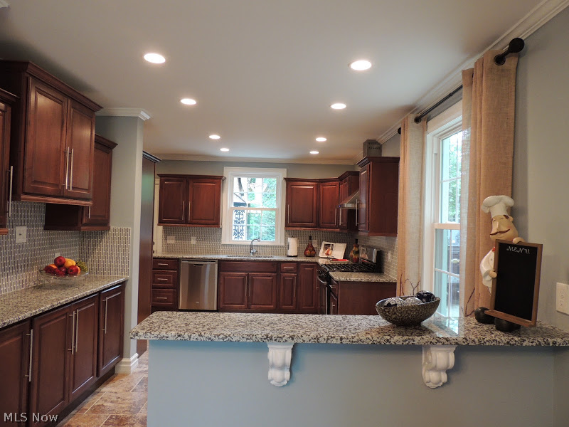 Shaker Heights Land Cos Southingt - Residential