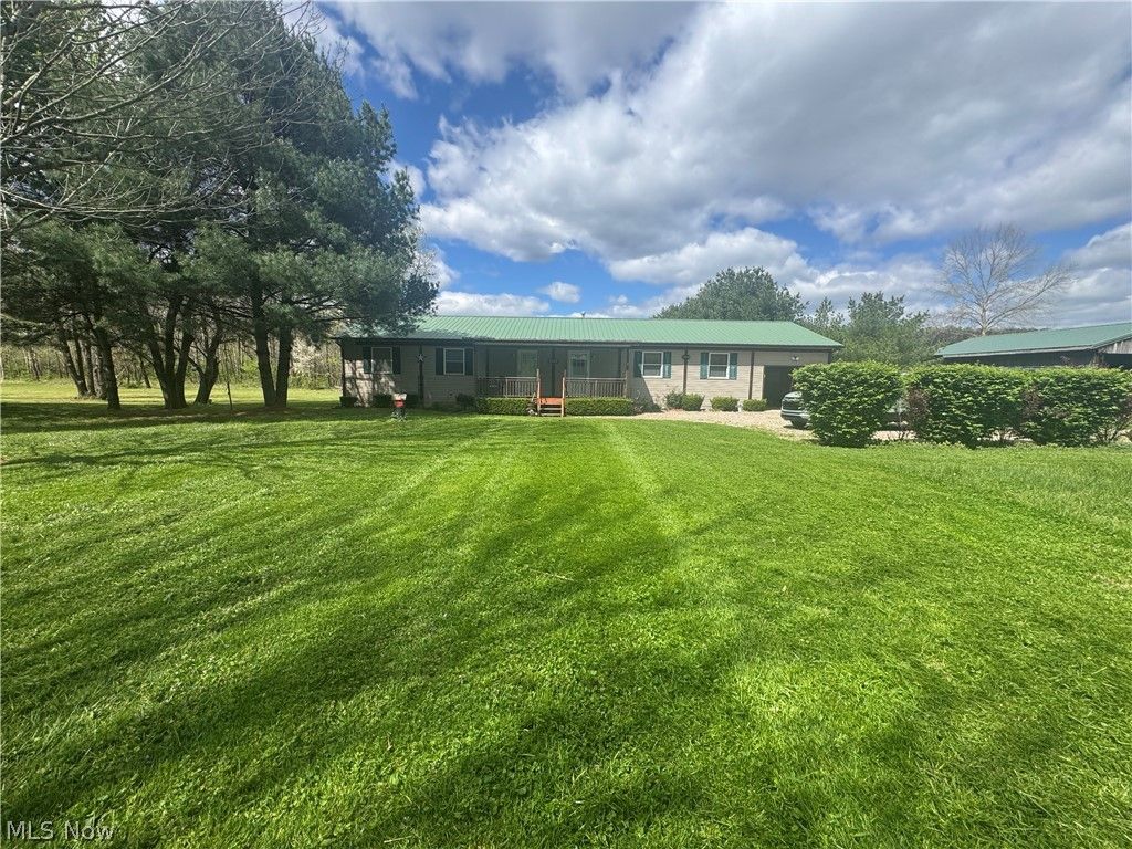 Photo of 8285 Old River Rd Rd, Philo, OH 43771 (MLS # 5202906)