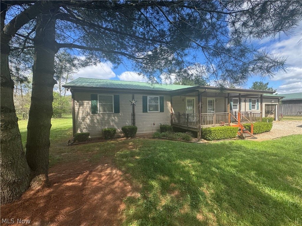 Photo of 8285 Old River Rd Rd, Philo, OH 43771 (MLS # 5202906)