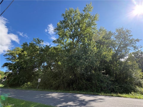 A Hanna HomeFinder account is required to view this listing.