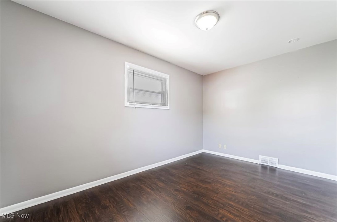 Town & Subur Dev Compa - Residential