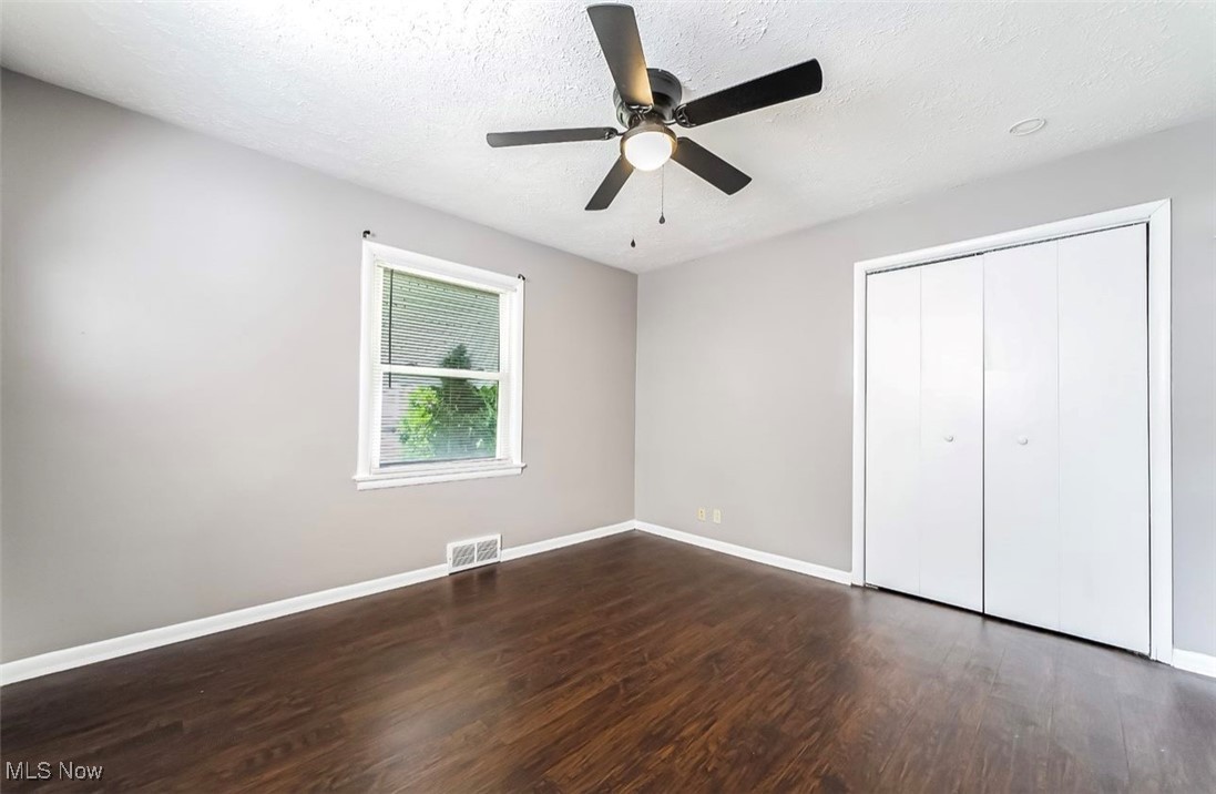 Town & Subur Dev Compa - Residential