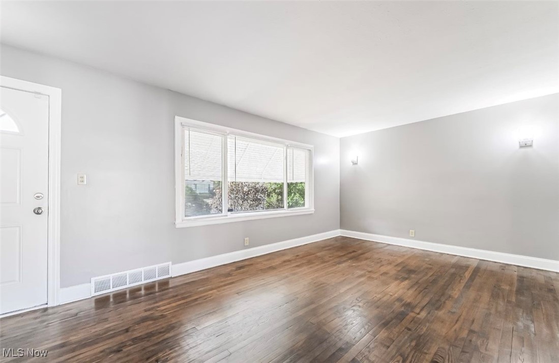 Town & Subur Dev Compa - Residential