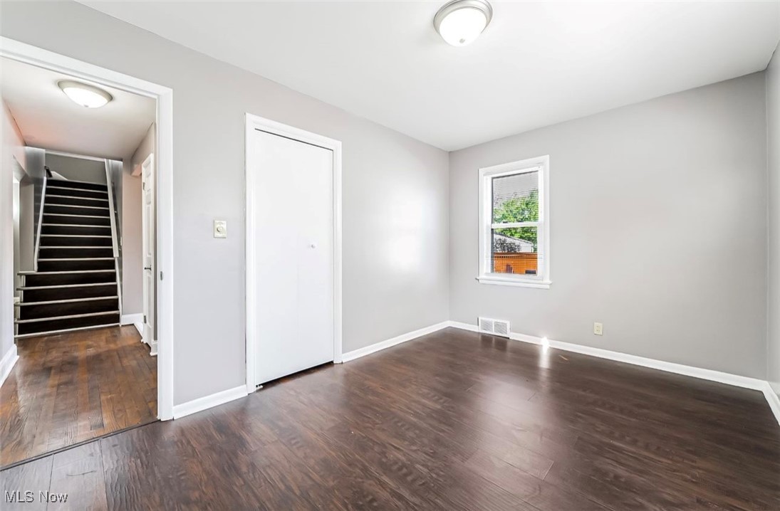 Town & Subur Dev Compa - Residential