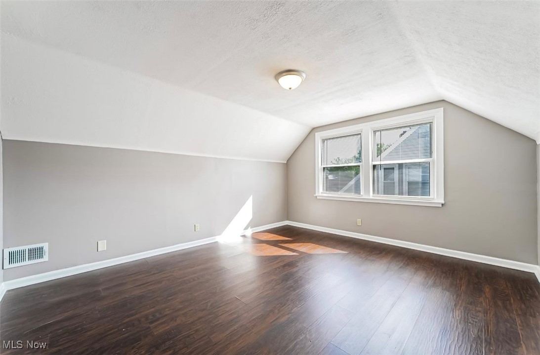 Town & Subur Dev Compa - Residential