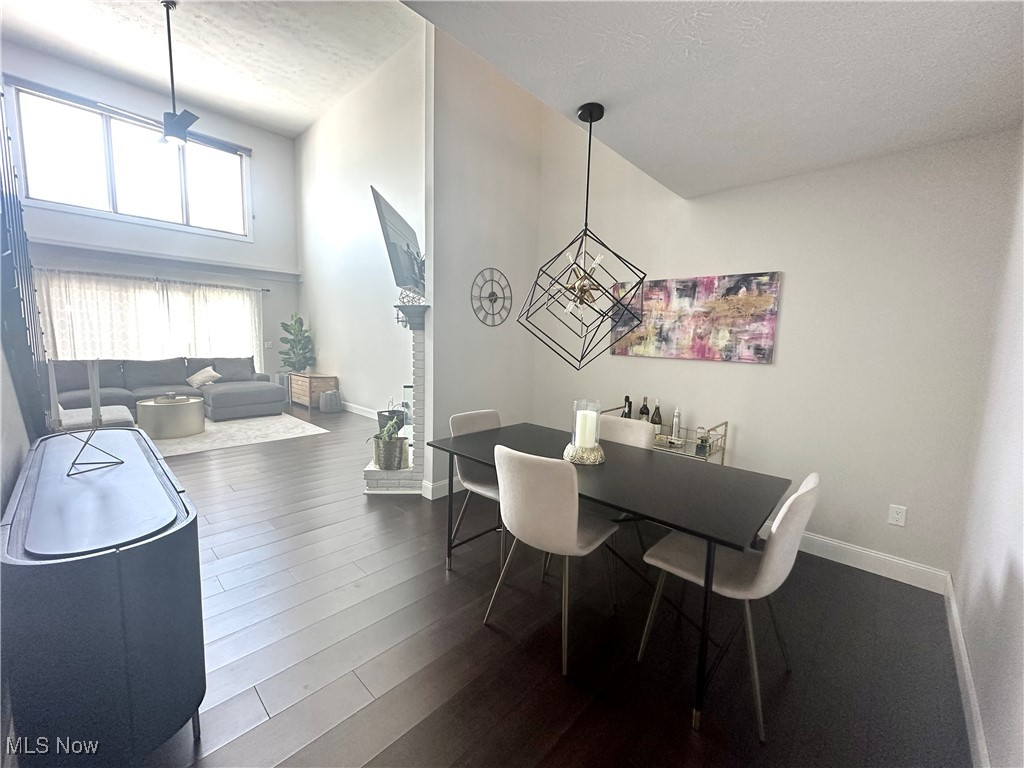 279 English Lakes Boulevard, Amherst, Ohio image 3