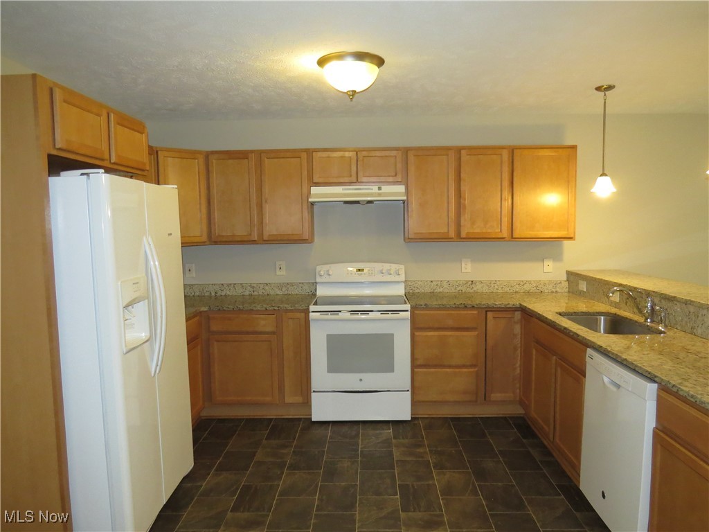 Painesville Township, Ohio 44077, United States, 2 Bedrooms Bedrooms, ,2 BathroomsBathrooms,Residential,Active,122418