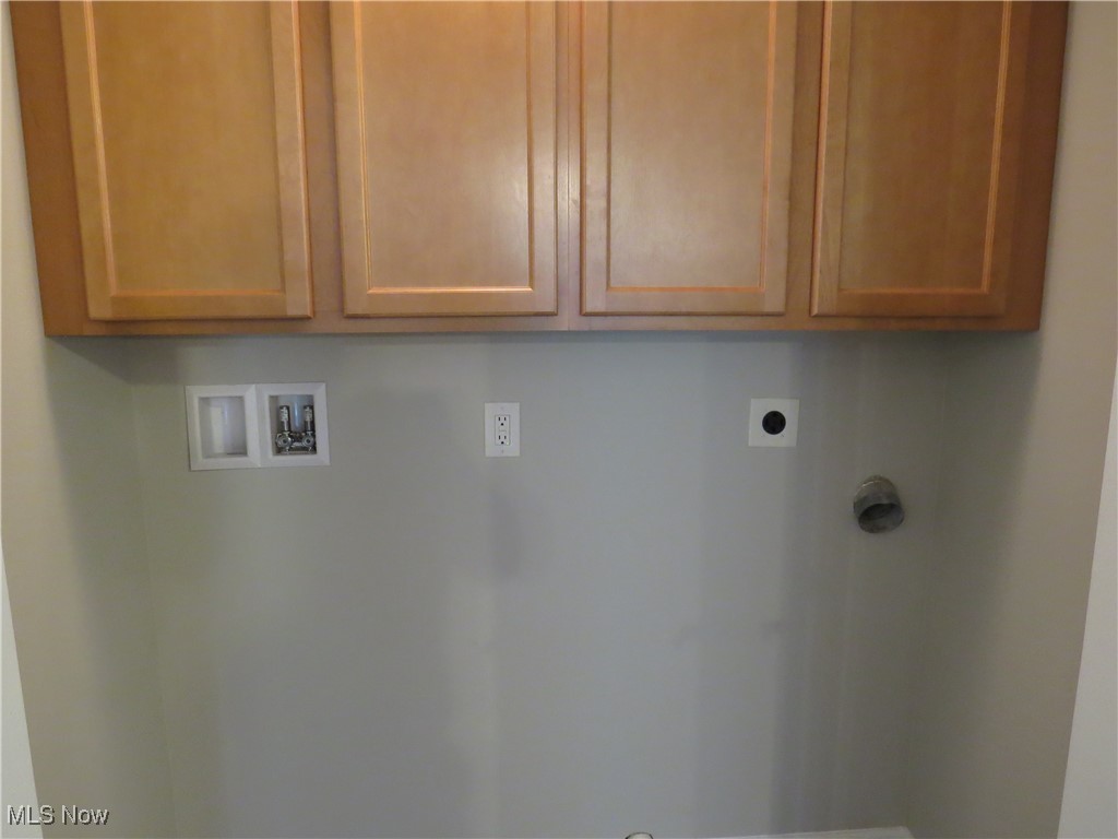 Painesville Township, Ohio 44077, United States, 2 Bedrooms Bedrooms, ,2 BathroomsBathrooms,Residential,Active,122418