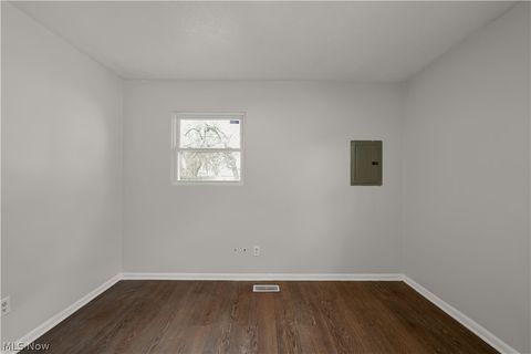 Tiny photo for 12114 Milligan Avenue, Cleveland, OH 44135 (MLS # 5190907)