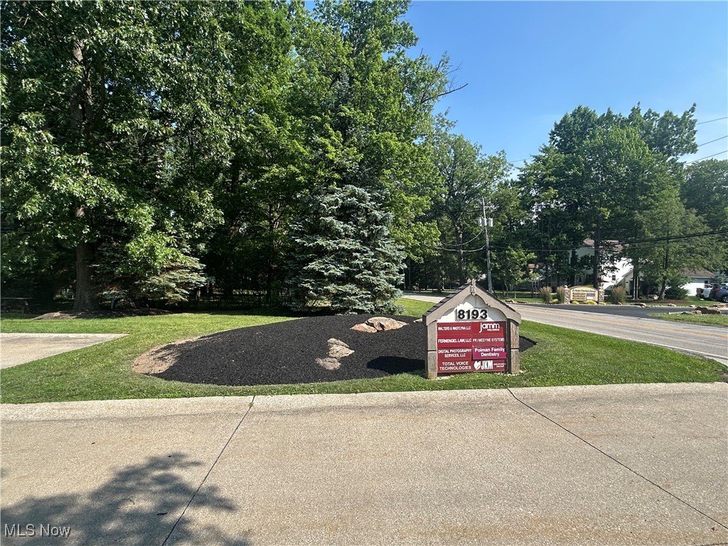 Broadview Acres Sub - Commercial Lease